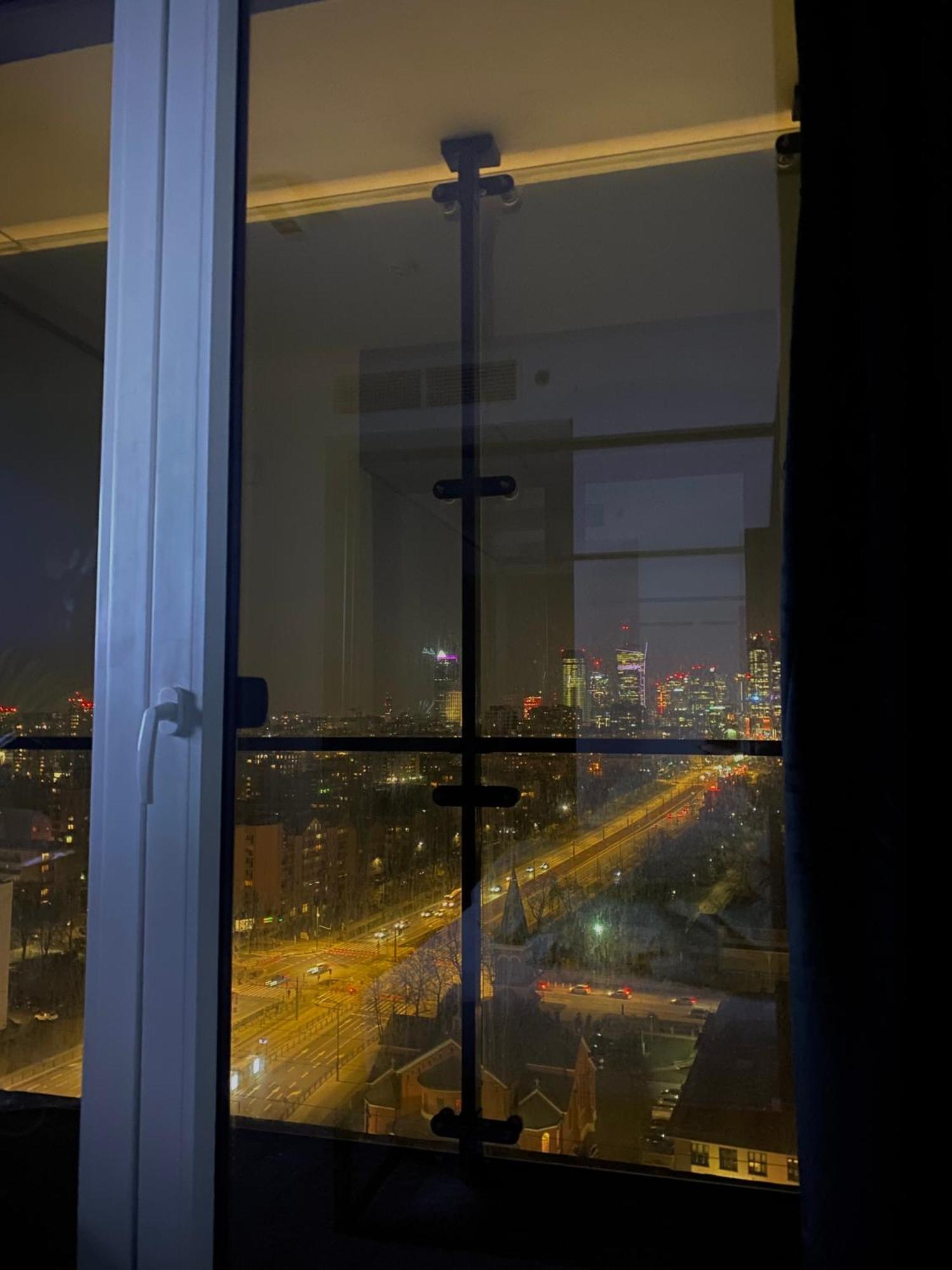 Chillout View & Pleasure - Wola Tower 15th Floor Apartament Warszawa